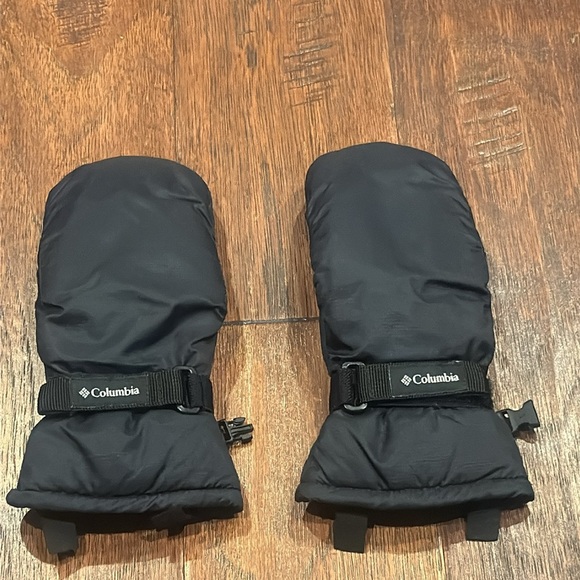 Youth Small - Columbia Black Insulated Mittens - Picture 9 of 9